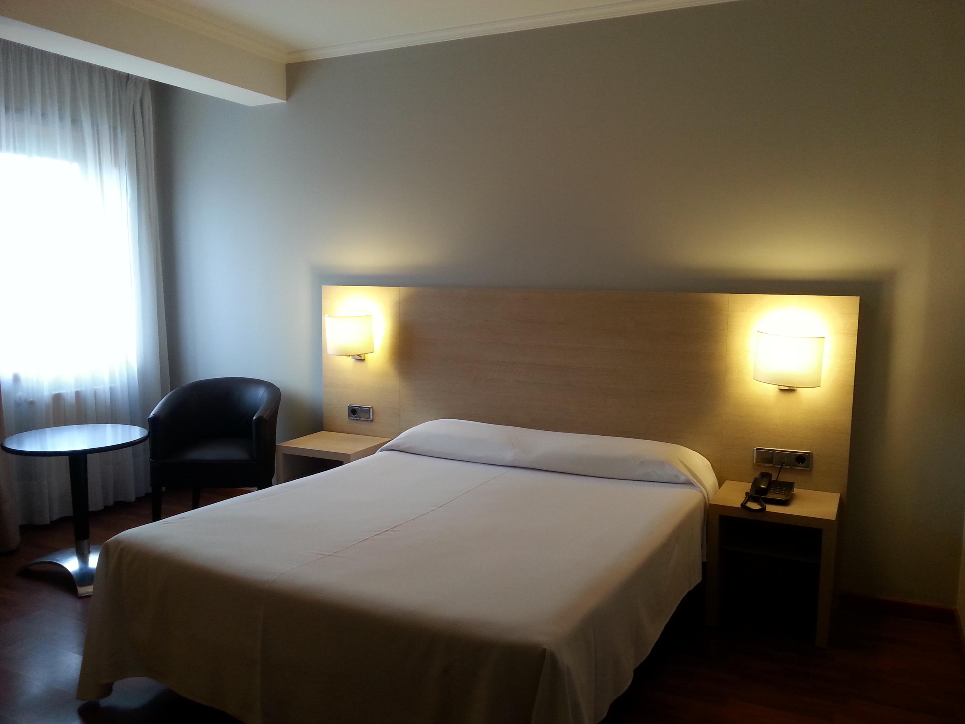 Hotel Valencia Ferrol Extérieur photo
