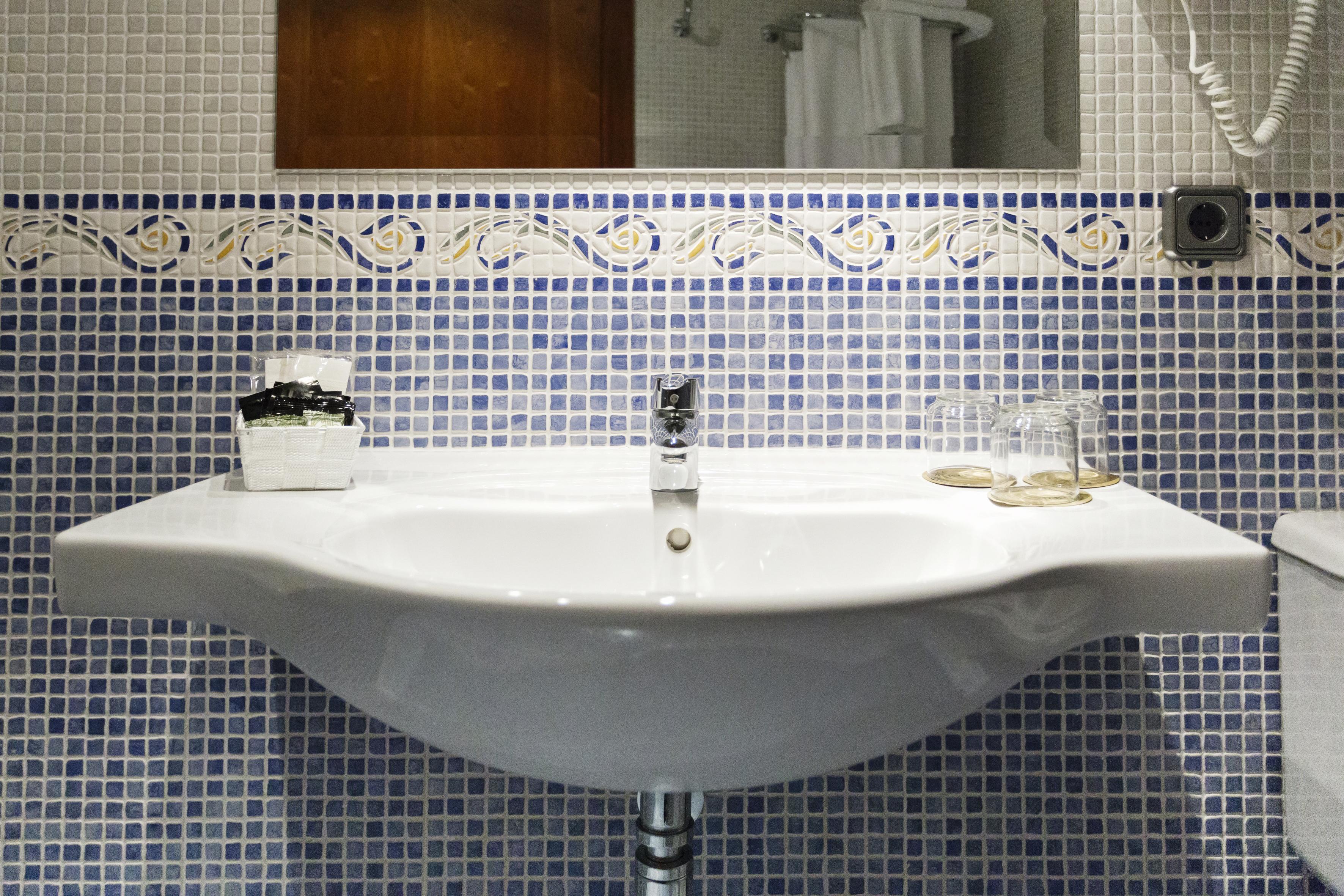 Hotel Valencia Ferrol Extérieur photo