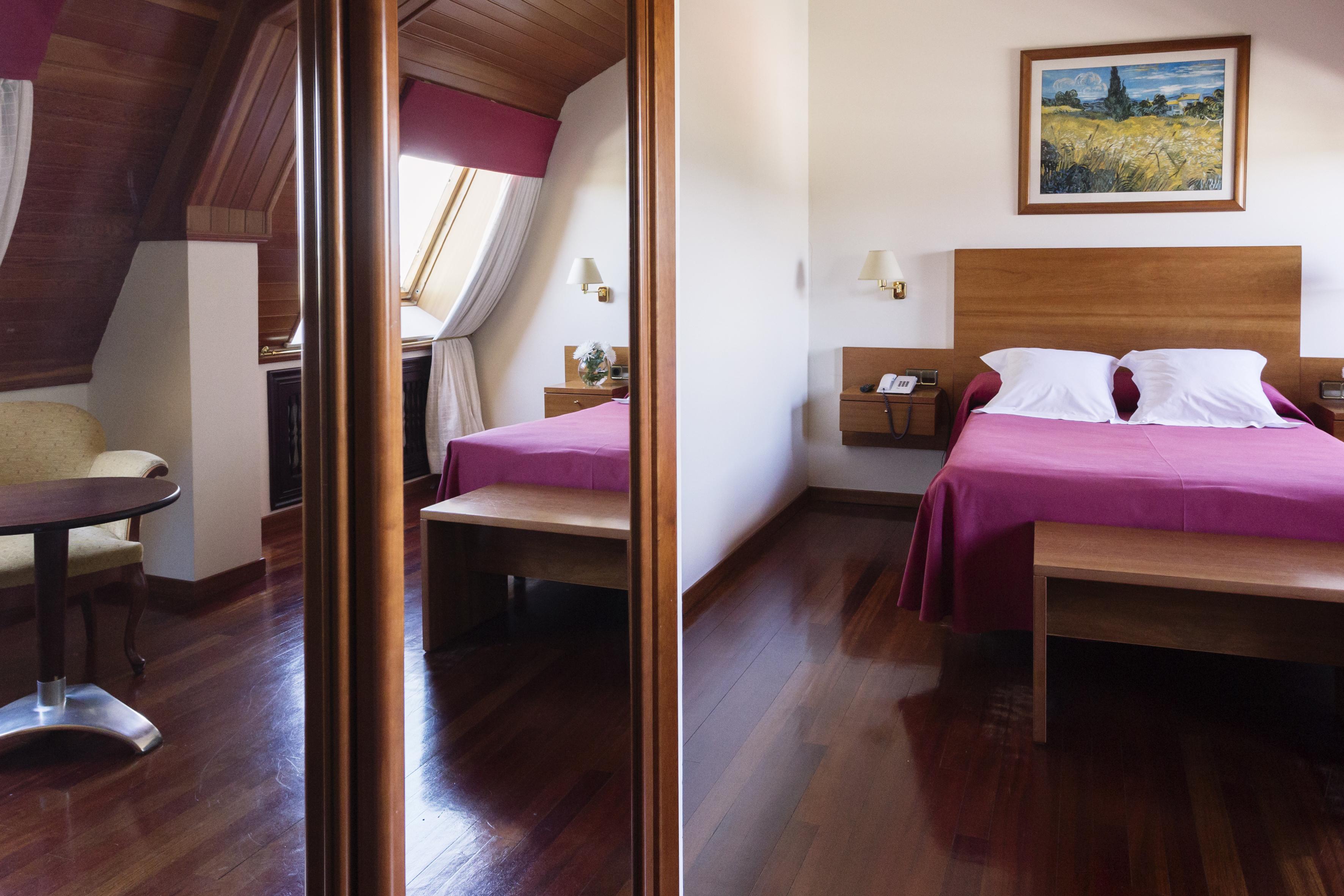 Hotel Valencia Ferrol Extérieur photo